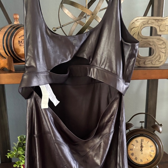 Fabletics  faux   Leather One Piece workout jumper in Black - Picture 3 of 4